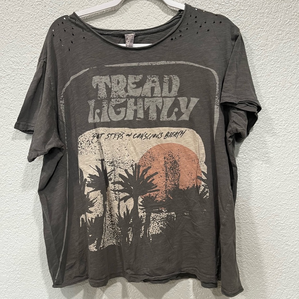 Magnolia Pearl Tee